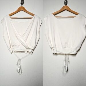 Travis Mathew Dwelling Tencel Wrap Crop Top Ivory Women’s Large